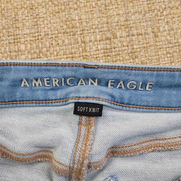 American Eagle Outfitters Light Blue High Rise Jeans - Picture 6 of 12